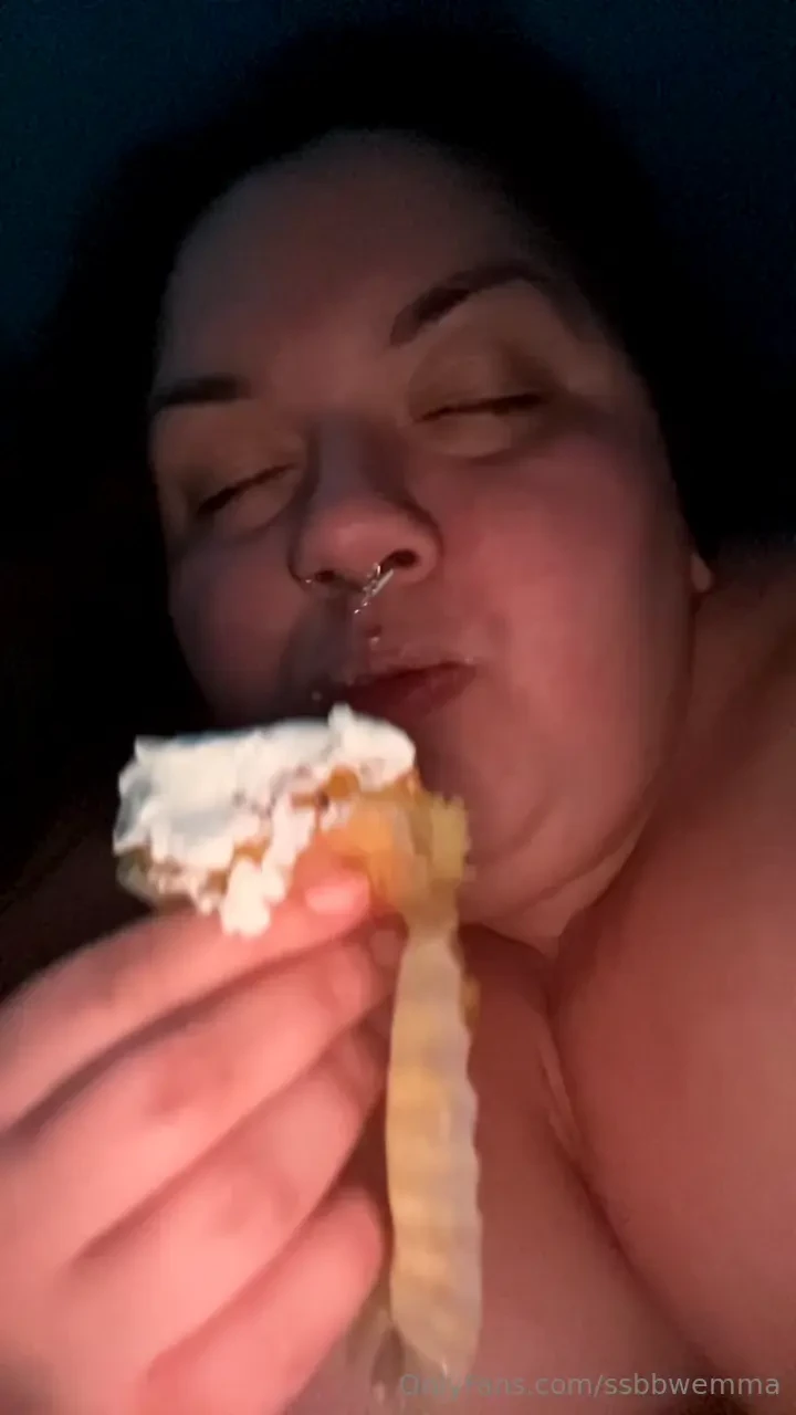 I woke up in the middle of the night craving something sweet i grabbed 
