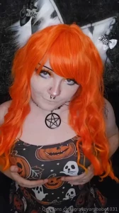 I want your cummies all over my titties make sure to tip at least 5 on