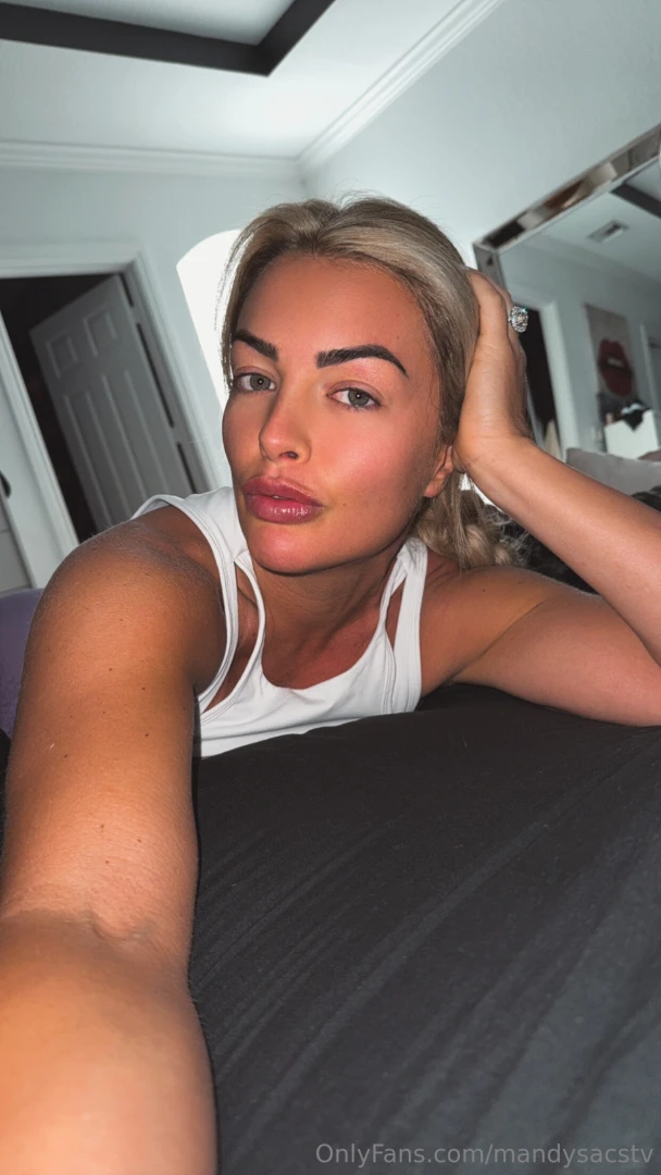 This is my sfw account i do not reply to messages on this account if part 4 