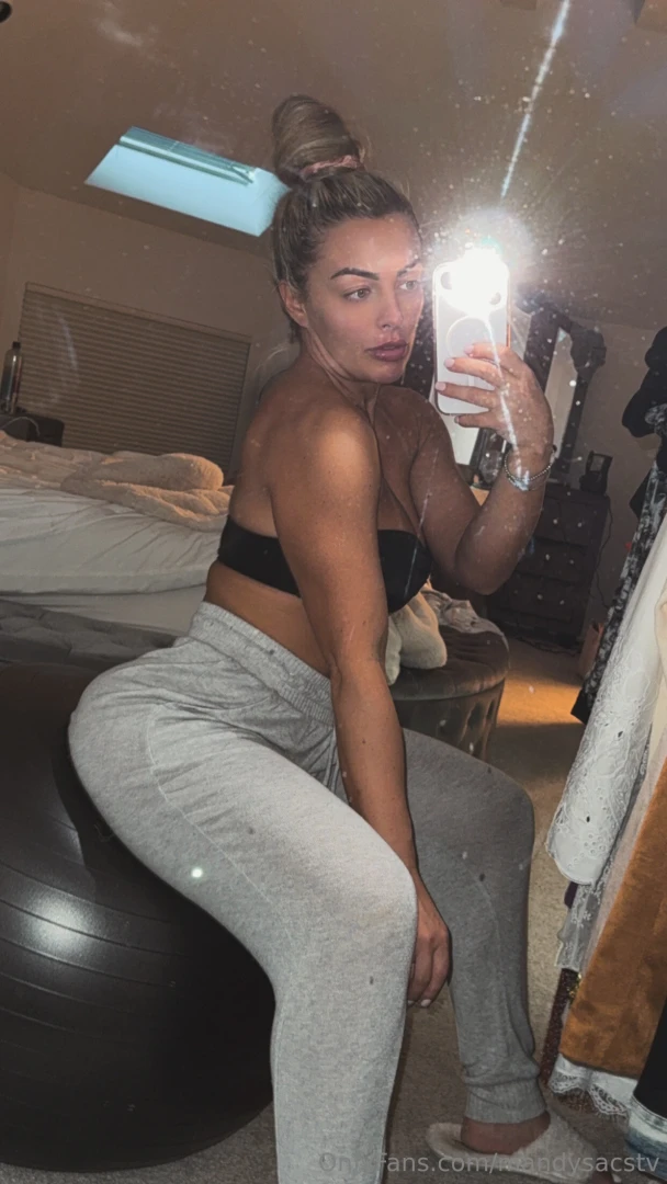 This is my sfw account i do not reply to messages on this account if part 3 