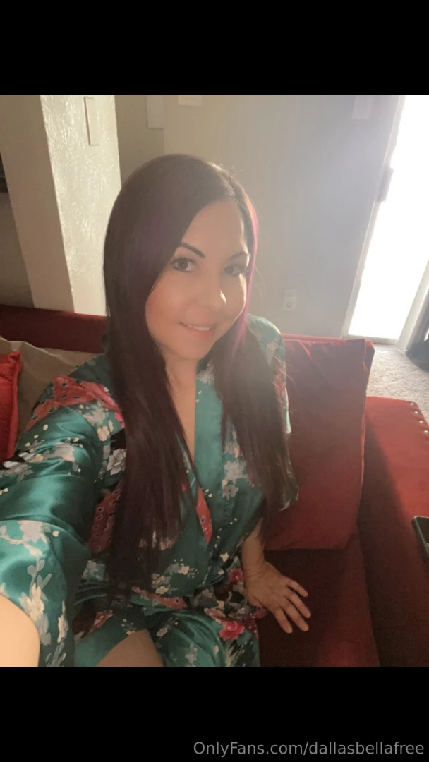 Straightened my hair today what do you think part 1 