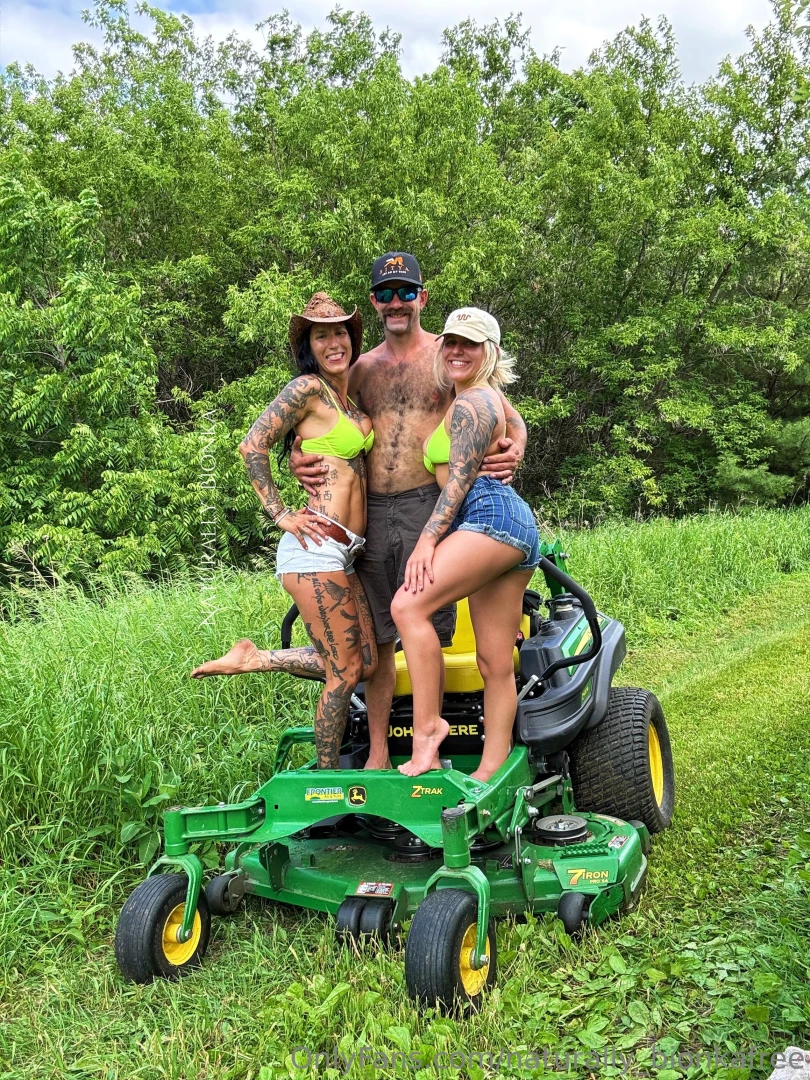 New 3 sum video i share my husband with taleighaeichel ans we have so 