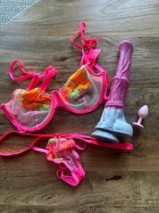 New xxl toy play i love riding front amp back views see how much i can