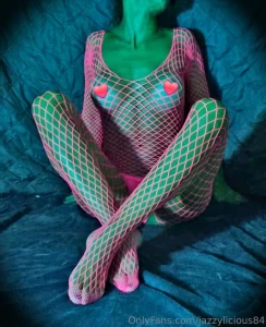 Hier k nnte jetzt eine caption stehen aber euch interessiert ja doch