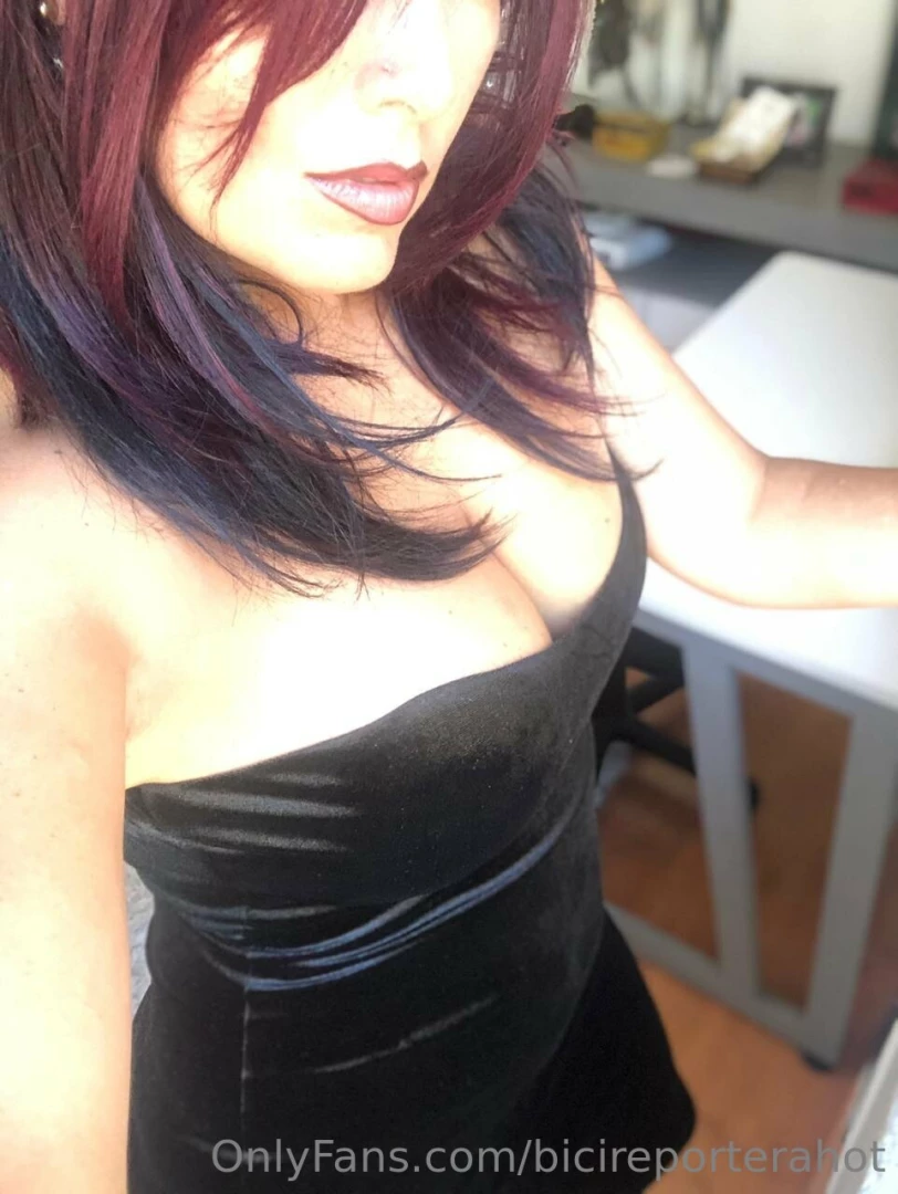 Bicireportera pelirroja 