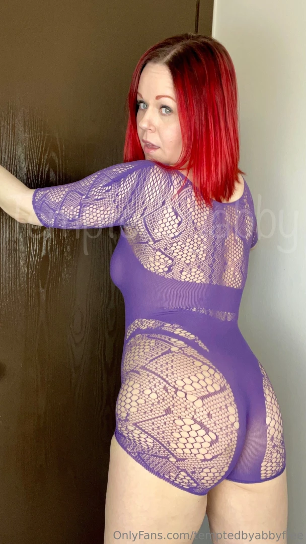 Cum spank this booty baby 