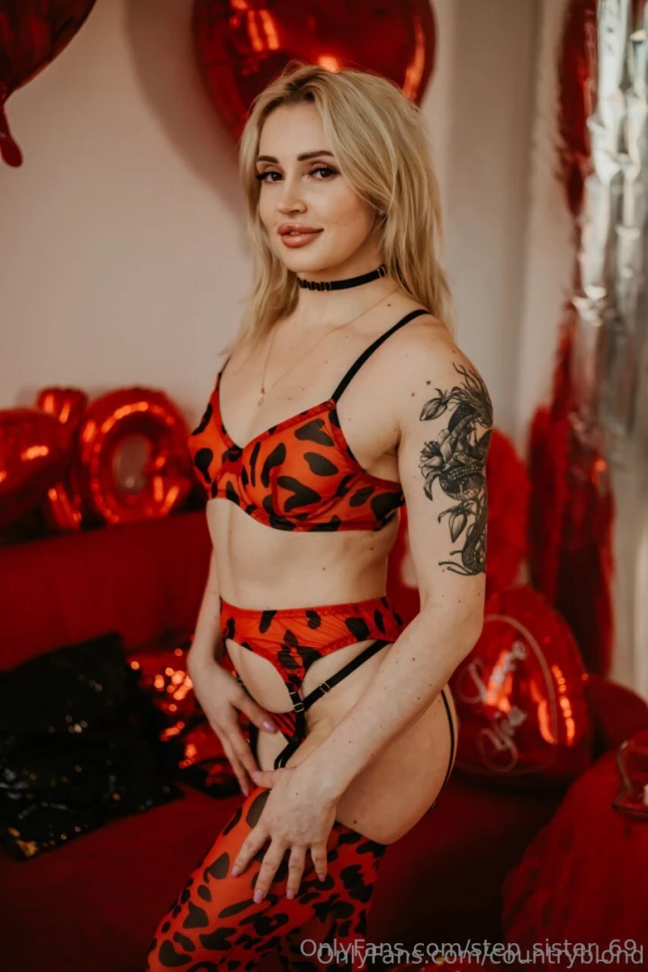 Free subscription for the first 50 followers countryblond dm her show part 1986 