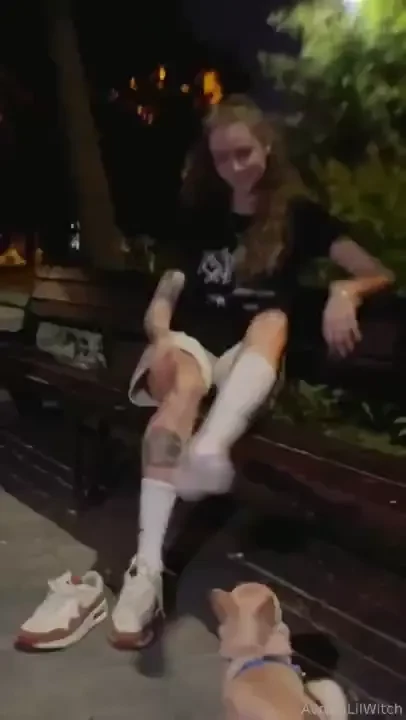 Take off my sweaty sneaker at night in the park 