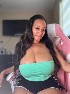 I got a real treat for you all tonight really this whole week every