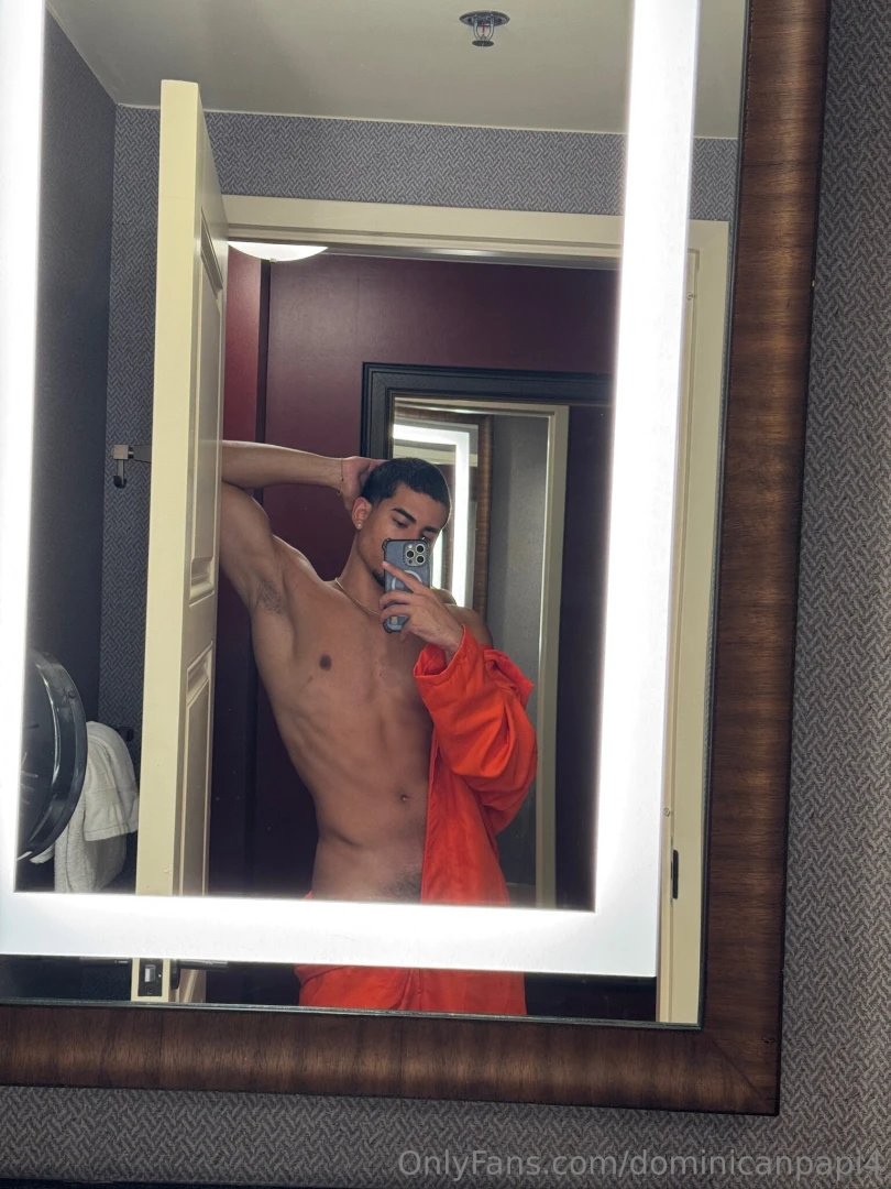 Check your dms if you wanna be my cell mate 