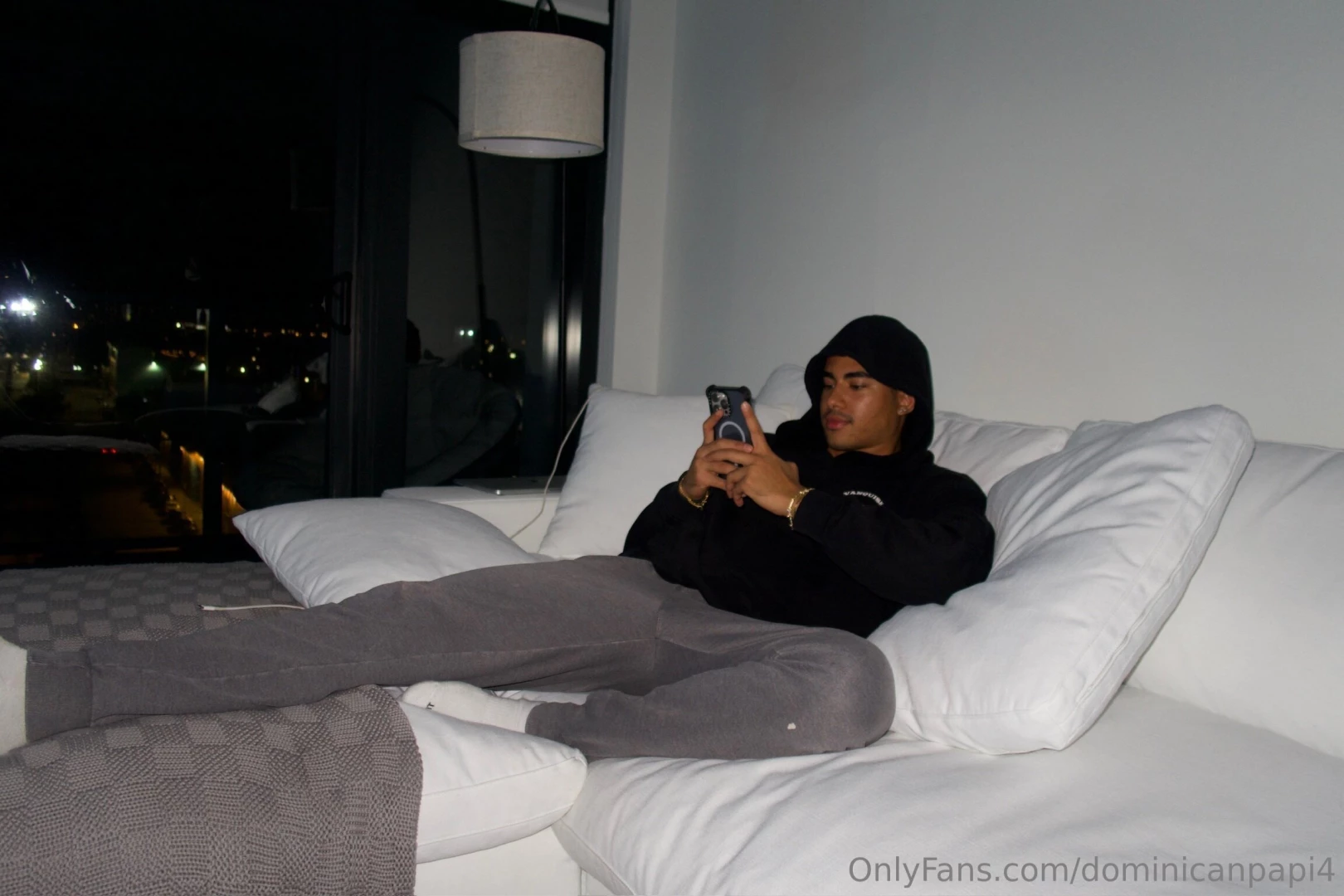 Sundays are for netflix and chill and whatever happens after that part 1 