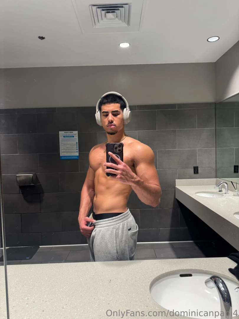 Ass on fire who wants to see the gains 