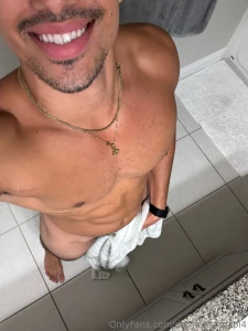 Booty surprise in dms now part 1