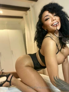 Come to me dm i m naughtier than ever and i have a lot of things to