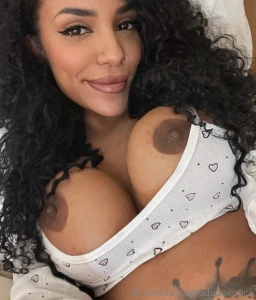 Can you feel that warmth it s not the weather it s me thinking about