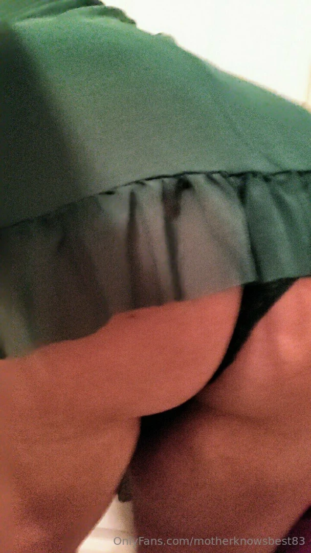 Green is my favorite color need some of it to get some new christmas part 2 