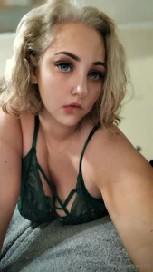 Green is my favorite color need some of it to get some new christmas part 4