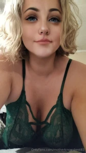 Green is my favorite color need some of it to get some new christmas part 8