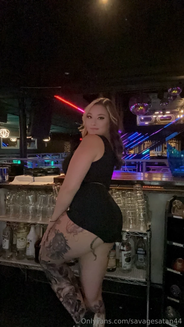 If you like what you see dm me part 1 