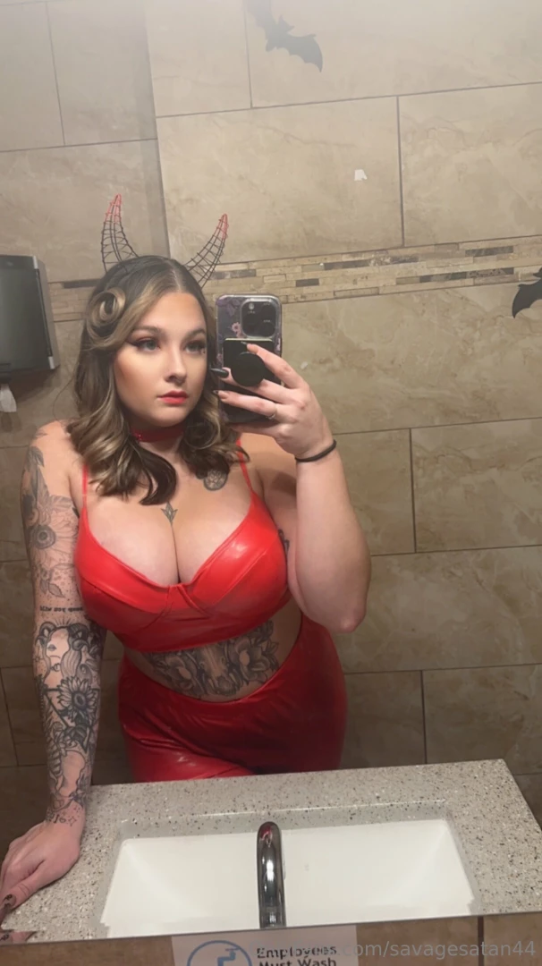 Savagesatan44 