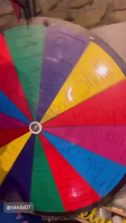 Nikkibifree live in 30 minutes 