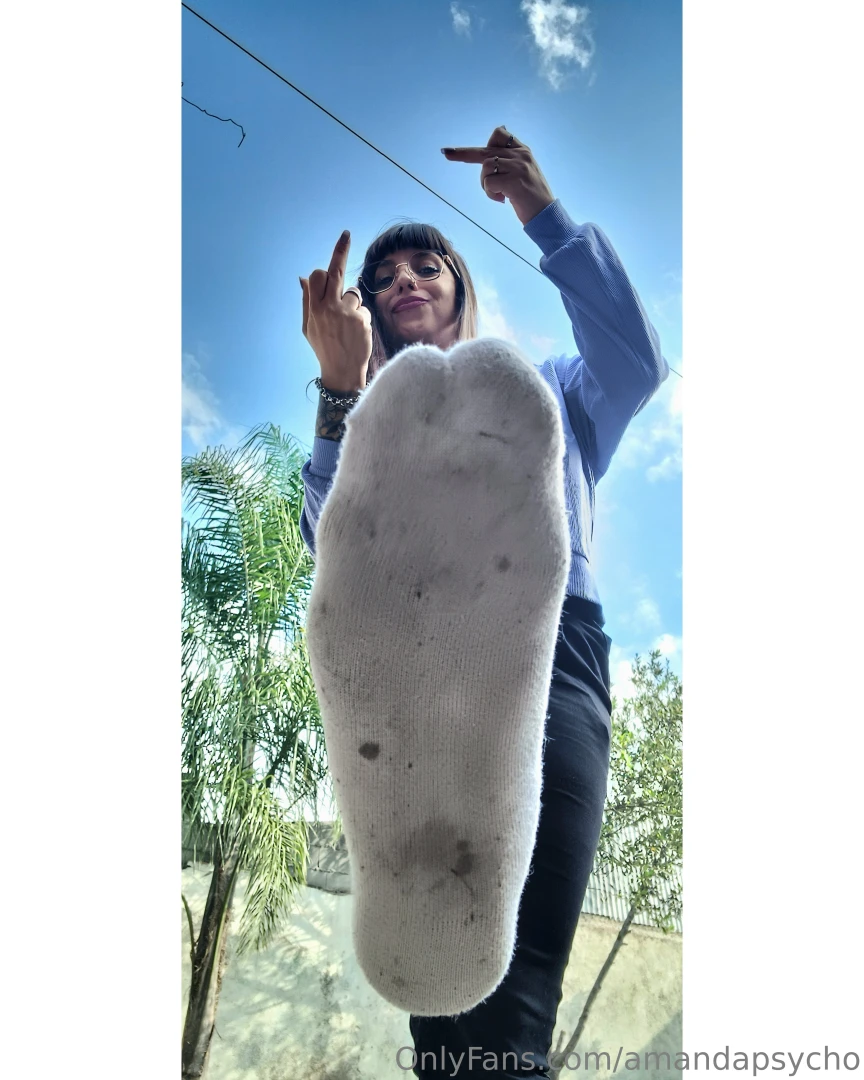 Would you rather lick my dirty socks for 1 hour or send 100 losers do 