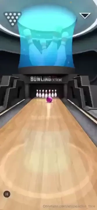 Bowling game tip 25 pour 1 lancer tip 30 pour 2 lancer je lan e la part 1 