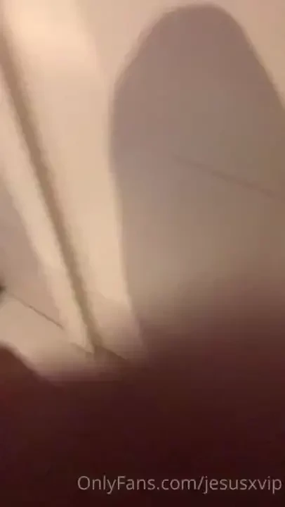 Would you play spades with me hehe jugarias conmigo a las espadas hehe 