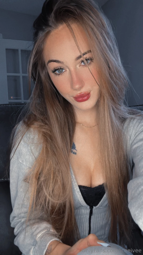 Doing customs the next few hours send me a dm for something special 