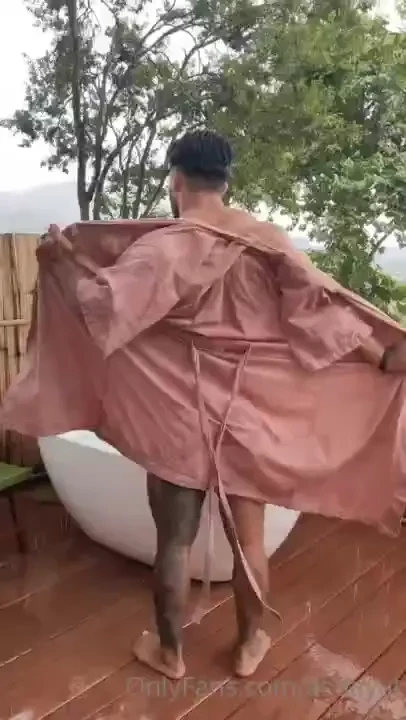 This has to be paradise 