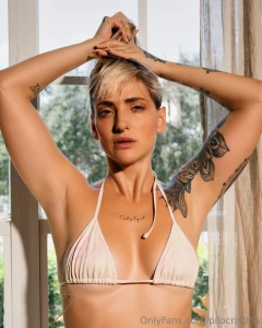 If looks could talk what would mine say