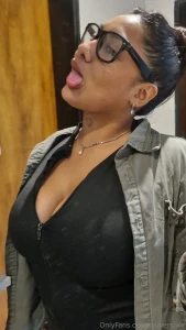 I also want you to see me dressed like a regular sugar mommy