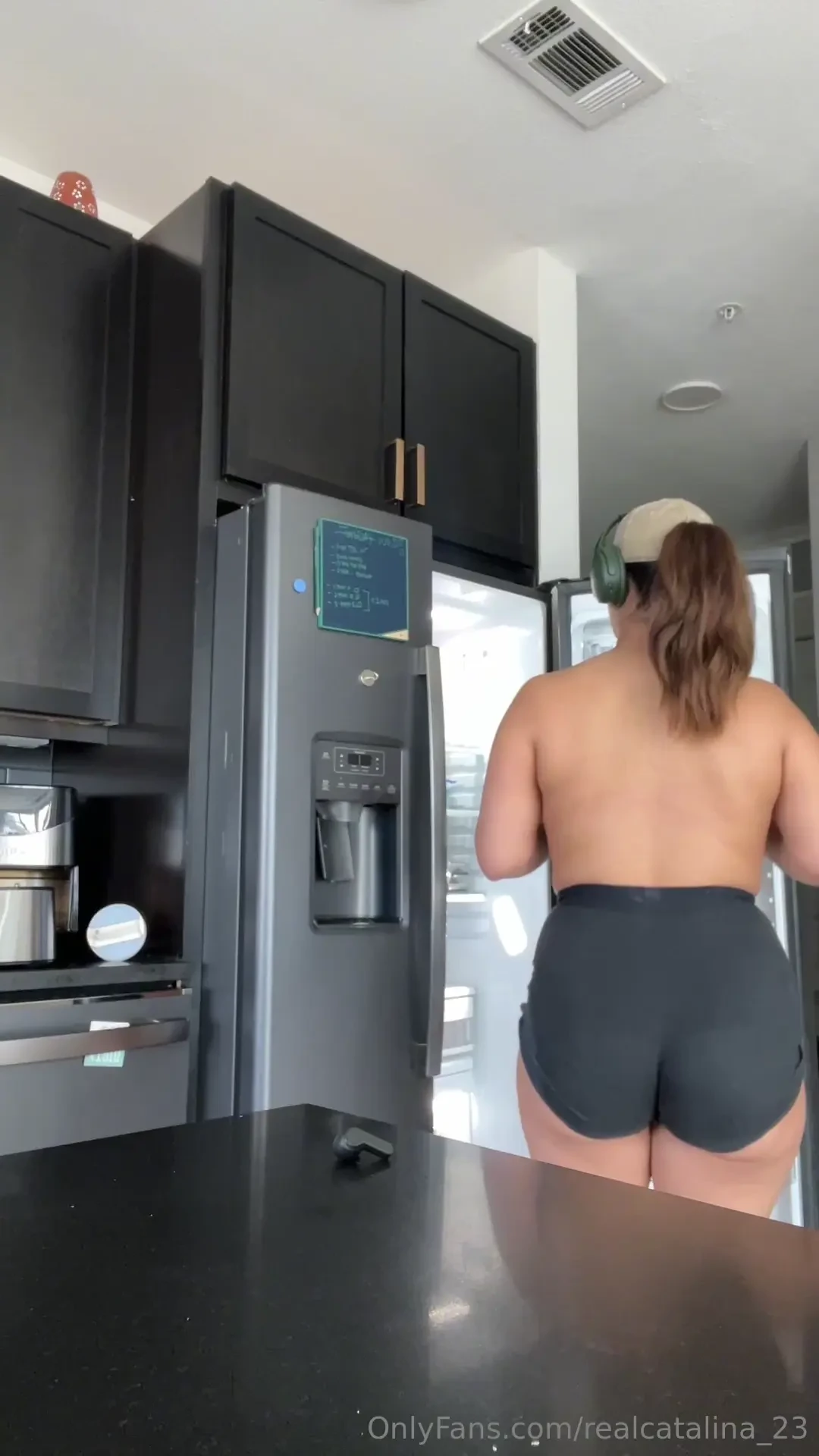 Walking around the house top less after my workout if you were here we 