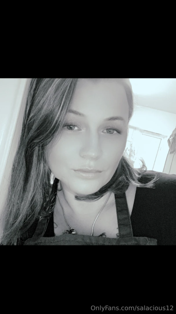 So far so good managing to keep youngest tucked up in bed so i can 