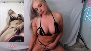 Mmmm i was so horny today i decided to use my sybian machine it makes