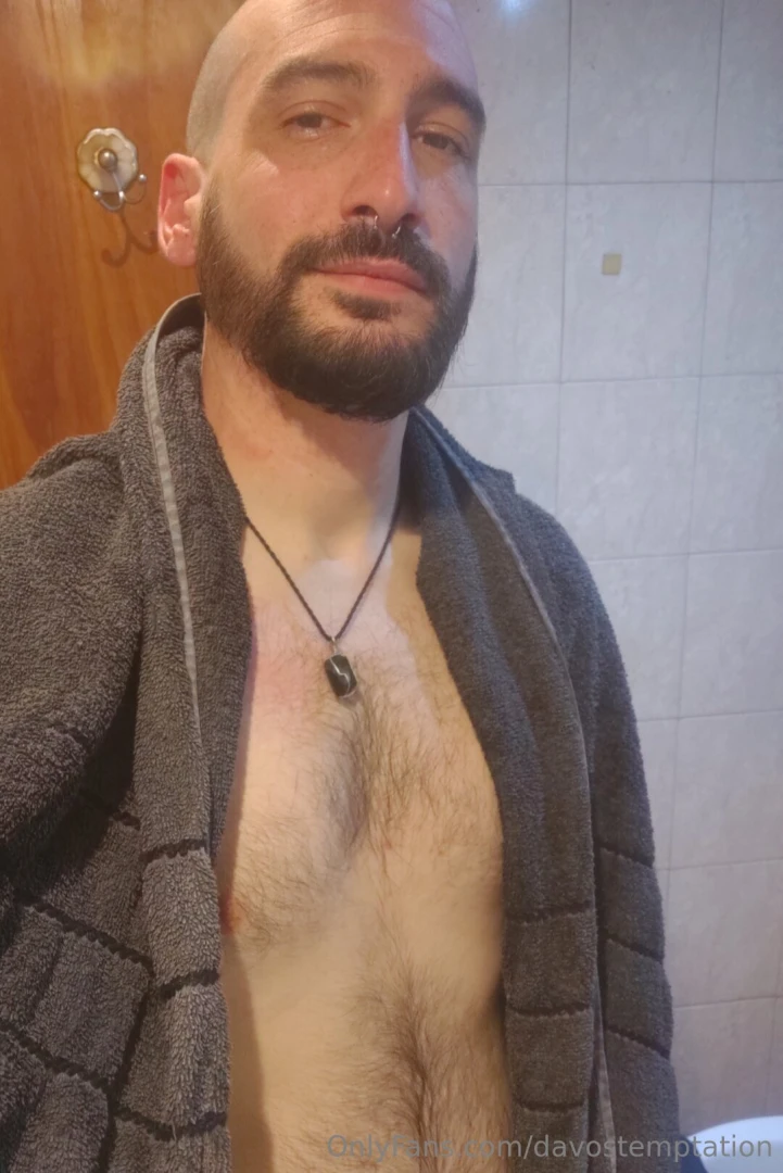 Post shower do you like bald men 