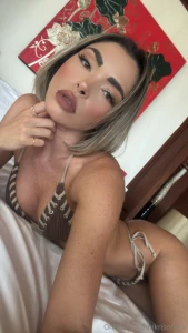 If you were here right now would you behave or nah