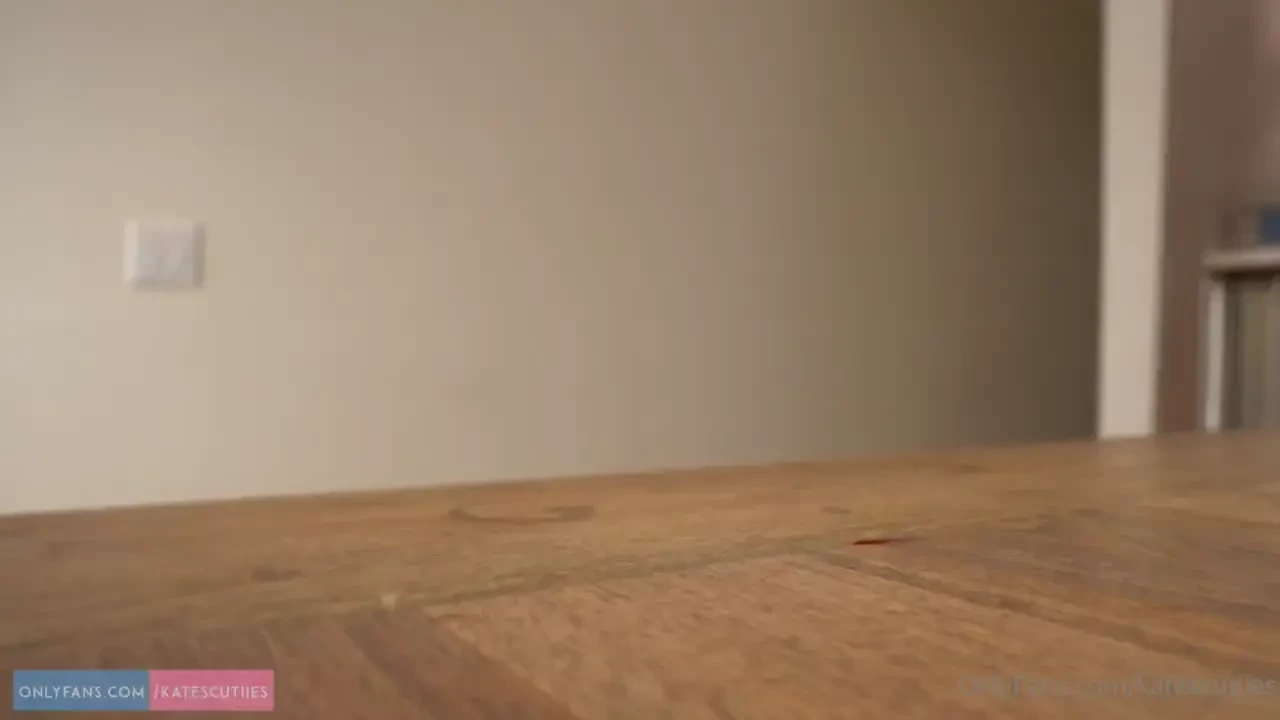 Enjoy 10 minutes of unaware late night crushing 