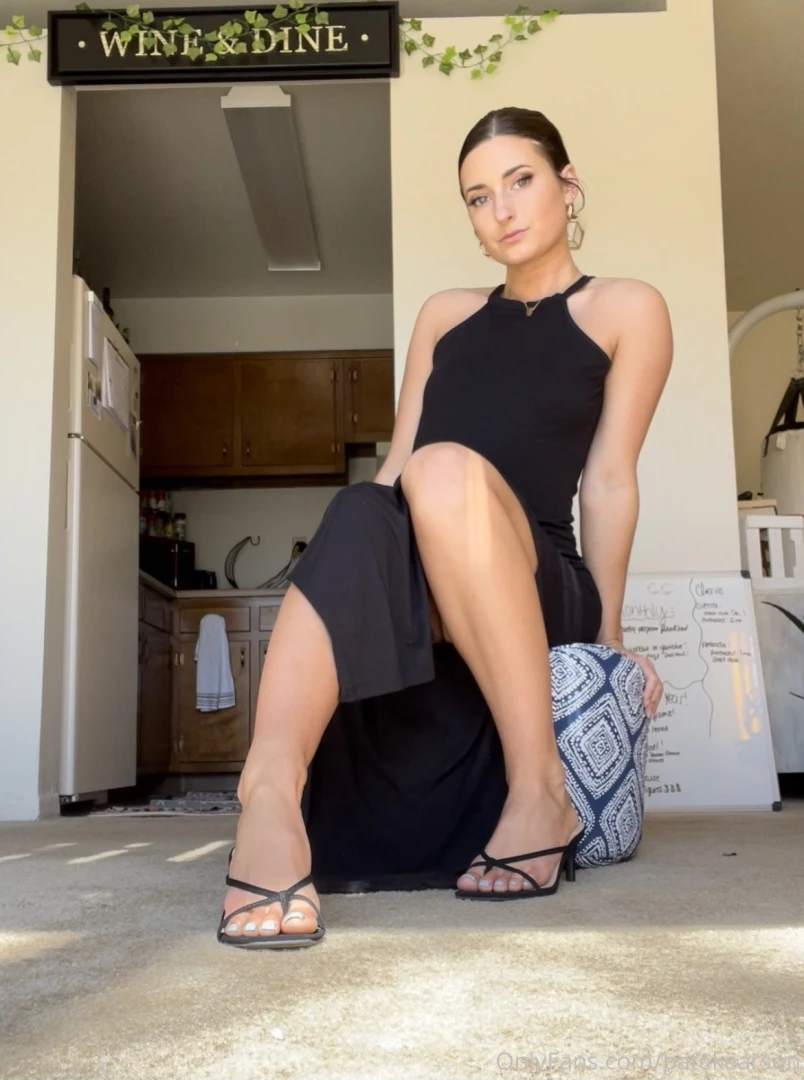 Mmm don t my toes look so yummy in heels 