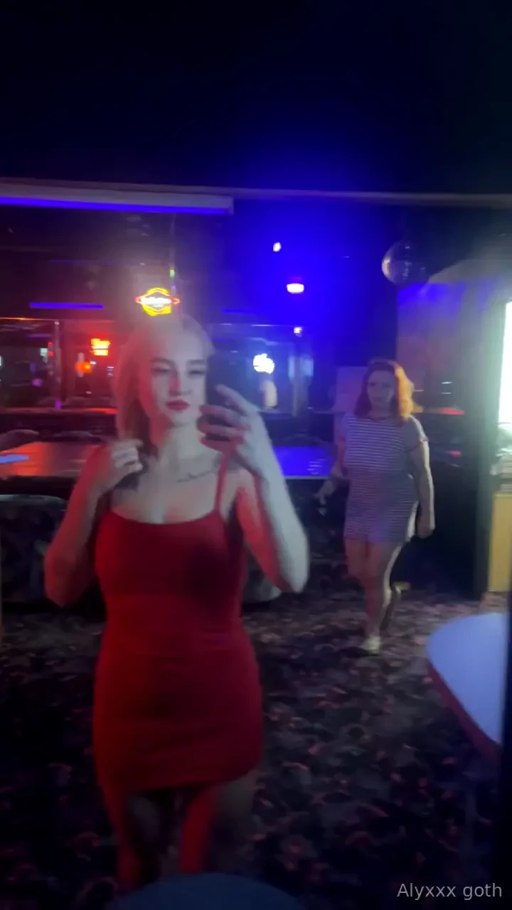 Bad bitch with red lips 