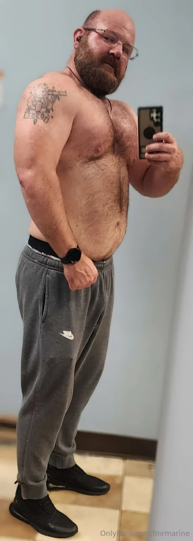 Great chest workout today and i m down to 263lbs not a bad sunday so part 1 