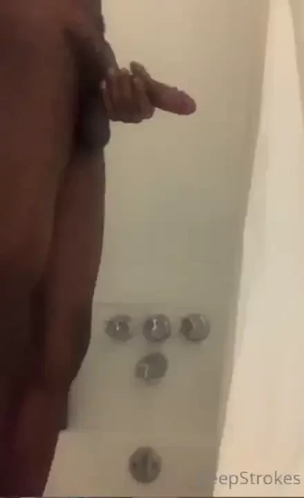 Wanna see me jerk this big dick 