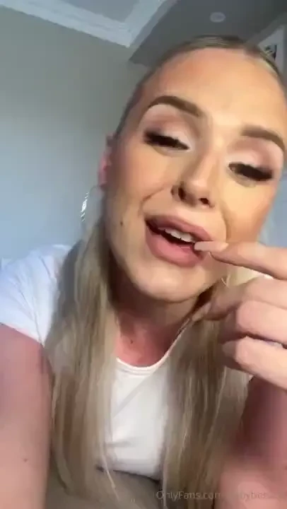 Pretty girl and pretty cock 