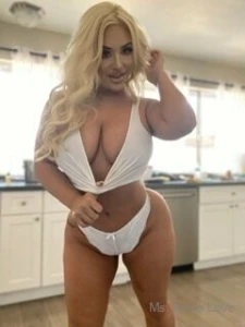 Cum glaze these tits message me