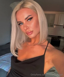 Stop scrolling crystal_lovexxx her wet pussy is waiting for your cock part 372