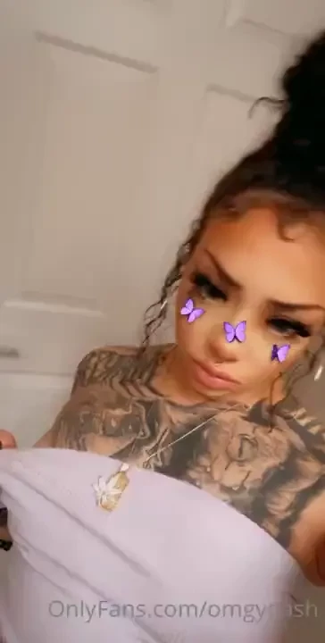 1 or 2 y all made me real sad on here the other day now i got over it 