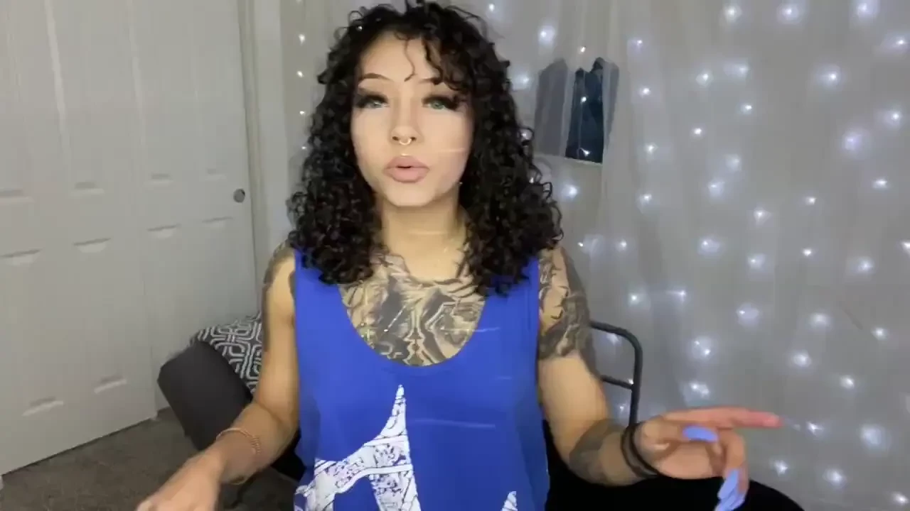 Part 1 of fashion nova try on haul do you guys want to see me in 