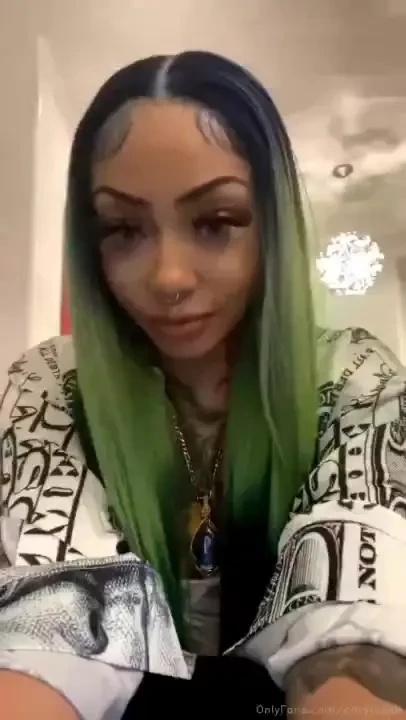 Stream started at 08 30 2021 02 42 am models retreat 