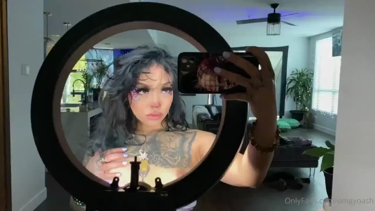 I ma make him eat me out while i m watchin anime pussy like a wild fox 