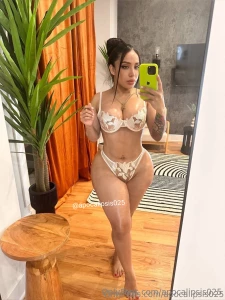 Exclusive vip promotion get an amazing package for just 50 - 10 videos